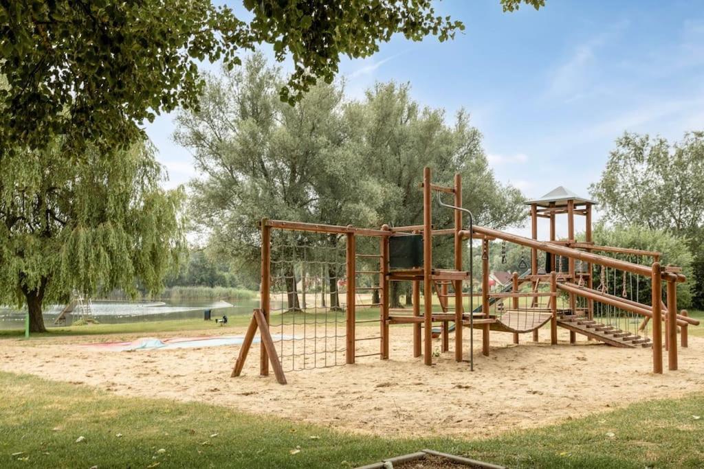 Vakantiehuis Aan Het Water -Incl Laadpaal- Ewijk Zewnętrze zdjęcie